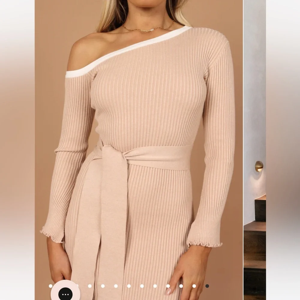 Petal and Pup long sleeved off the shoulder knit dress - Picture 4 of 6